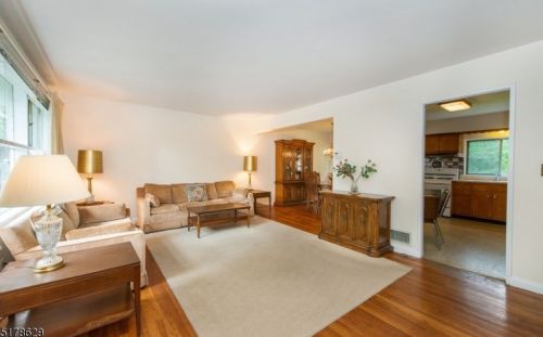 78 Beverly Rd, Bloomfield, NJ 07003-4110