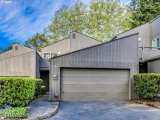 1858 Shorewood Ct, Beaverton, OR 97006-3246