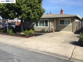 73 Shasta St, Hayward, CA 94541-1647