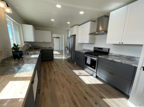 2103 900, Vernal UT  84078-8390 exterior