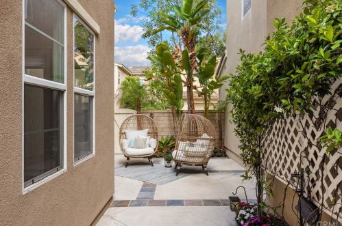 107 Canopy, Irvine CA  92603-0658 exterior