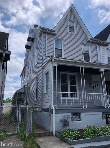 2051 Swatara St, Harrisburg, PA 17104-1941