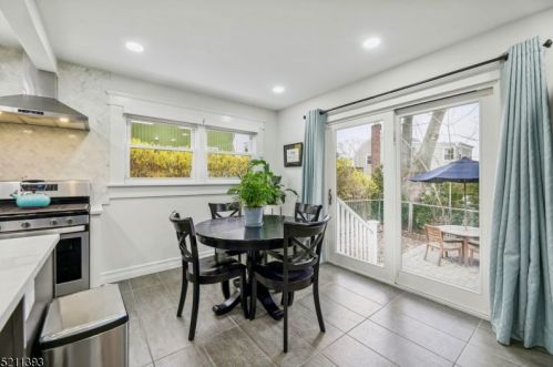 30 Highland Ave, Maplewood NJ  07040-1844 exterior