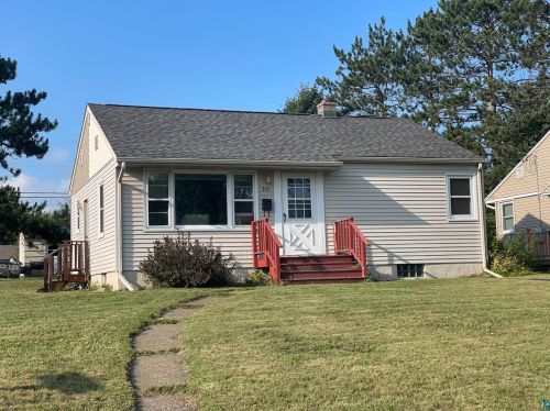 345 Winona St, Duluth, MN 55803-1907