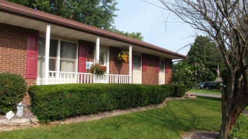2800 Orchid Ct, Grantfork, IL 62249-2723
