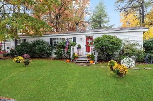 17 Liena Rose Way, Coventry, RI 02816-4023