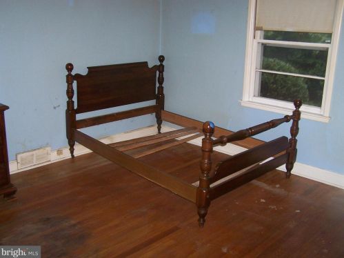 820 Riv Rd, Trenton NJ 08628-2611 exterior