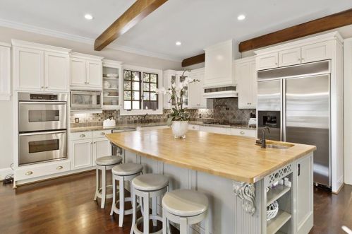 4734 Dudley Ln, Atlanta GA  30327-3330 exterior