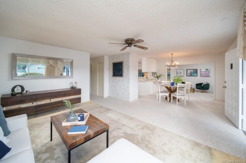 47-230 Hui Aeko St, Kaneohe, HI 96744