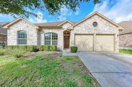 13513 Green Lodge Ct, Webberville TX  78653-3964 exterior