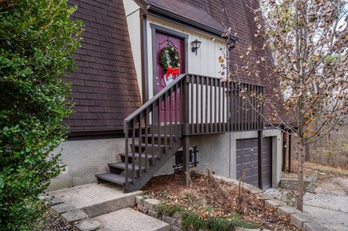 5215 Clearlake Dr, Cincinnati, OH 45247-7809