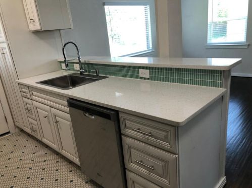 1829 Deer Path Dr, Dallas TX  75216-4508 exterior