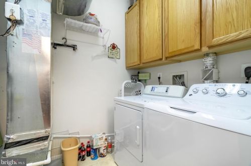 2610 Chapel Lake Dr, Gambrills MD  21054-1758 exterior