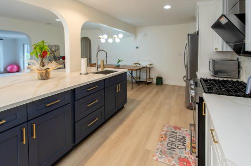 1781 Linnet Ln, Sunnyvale CA  94087-4832 exterior