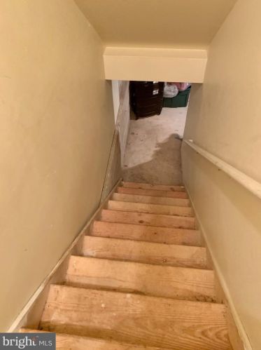 1061 Langham Ave, Camden NJ 08103-2817 exterior