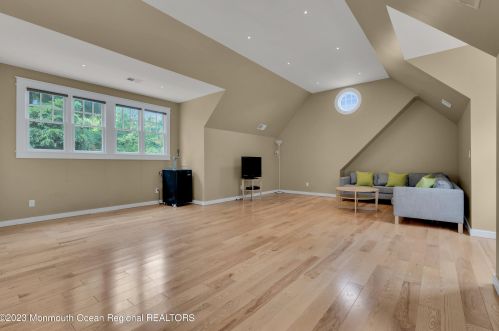 139 Cold Indian Spg Rd, Tinton Falls NJ 07712-3247 exterior