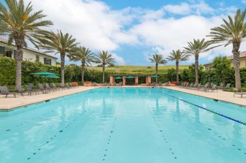 105 Coyote Brush, Irvine CA  92618-8873 exterior