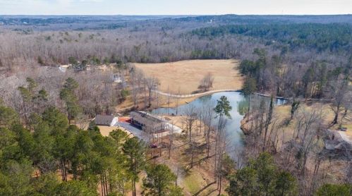 2560 Scheaffer Rd, Conyers, GA 30012-2607
