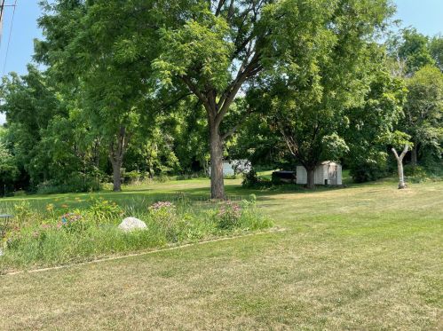 1730 Valley View Rd, Prior Lake, MN 55379-9413