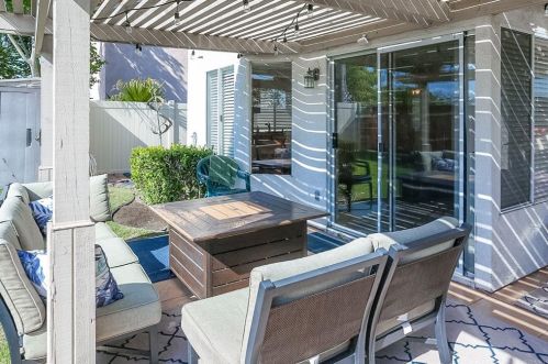 1894 Timber Trl, Vista CA 92081-7326 exterior