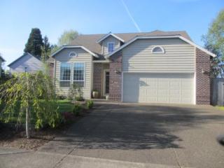 215 Lynn Dr, Newberg, OR 97132-1054