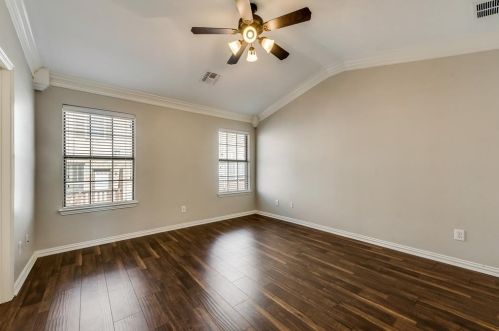 1511 Biltmore Ln, Irving TX  75063-3423 exterior