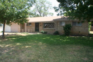 5905 Wheaton Dr, Fort Worth TX  76133-2732 exterior