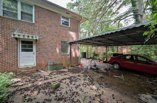 2442 Hanford Dr, Atlanta GA  30315-7105 exterior