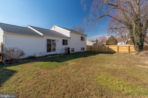 151 Tanglewood Ln, Lancaster PA  17601-3315 exterior