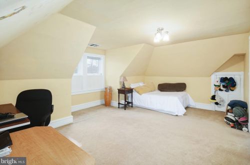 67 Euclid Ave, Haddonfield NJ 08033-2553 exterior