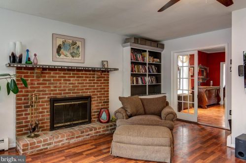 41 Friends Ave, Haddonfield NJ 08033-1500 exterior