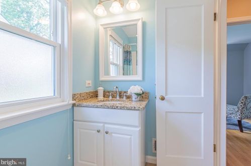 1110 Carson St, Silver Spring MD 20901-1816 exterior