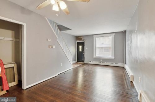 2210 Cantrell St, Philadelphia PA 19145-3307 exterior