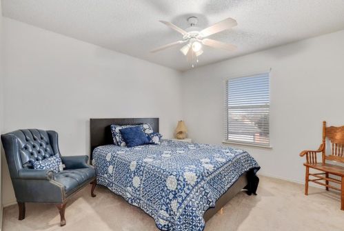 225 Waterford Oaks Dr, Cedar Hill TX 75104-2324 exterior