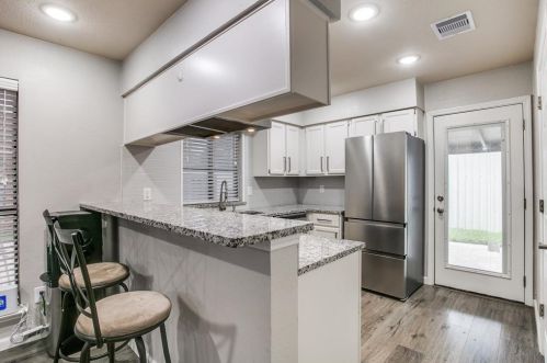 5725 Cancun Dr, Fort Worth TX  exterior