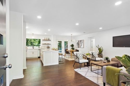 3912 Live Oak Dr, Atlanta GA  30340-2512 exterior