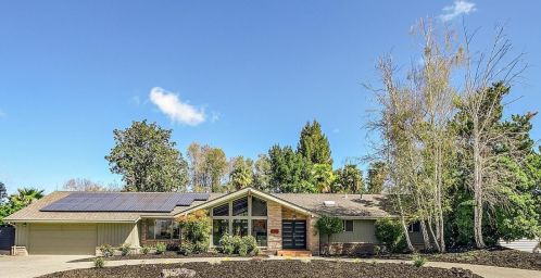 44130 Country Club Dr, Davis, CA 95618-1040