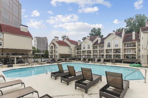 3655 Habersham Rd, Atlanta GA  30305-1142 exterior