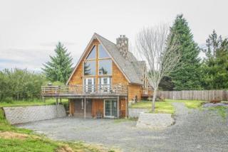 3767 Dows Prairie Rd, Mckinleyville, CA 95519-8009
