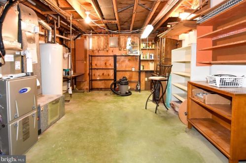 13004 Blue Valley Pl, Silver Spring MD exterior