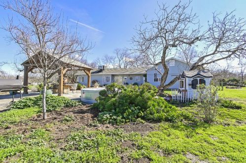 4058 Ord Ferry Rd, Chico, CA 95928-8921
