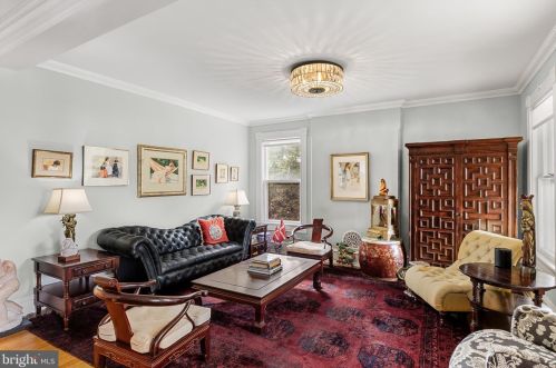 135 Warwick Rd, Tavistock NJ  08033-3706 exterior