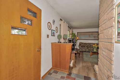 532 Winsor Dr, Antioch, IL 60002-1318