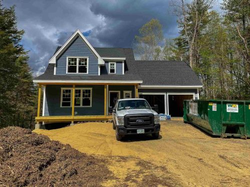 20 Garrison Rd, Dover, NH 03820-4500