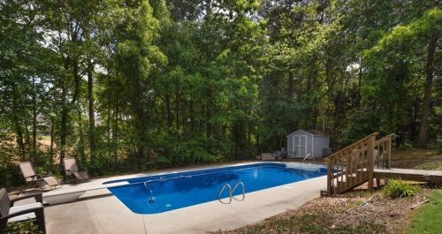 3265 Timber Walk Cir, Loganville, GA 30052-5058