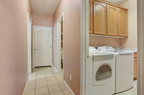 2613 Casey Ray Ct, Turlock CA  95382-8829 exterior