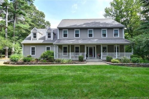 9 Forest View Ln, Hebron, CT 06248-1275