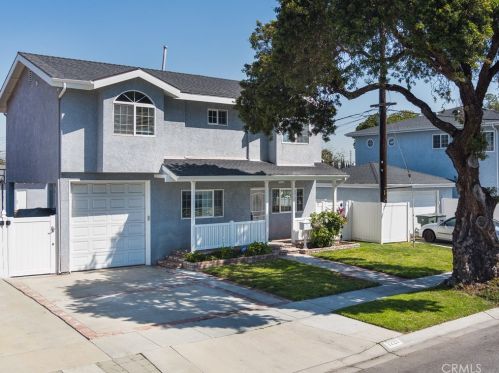 3223 170th St, Torrance, CA 90504-2414