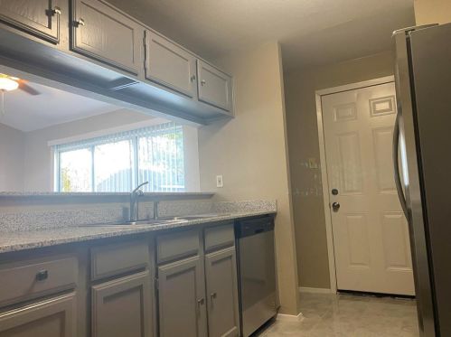 7113 Buttonwood Dr, Fort Worth TX  76137-1608 exterior