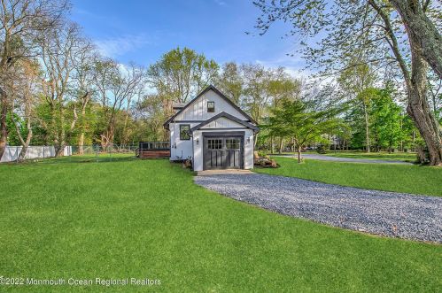 212 Cold Indian Spg Rd, Tinton Falls NJ 07712-3224 exterior